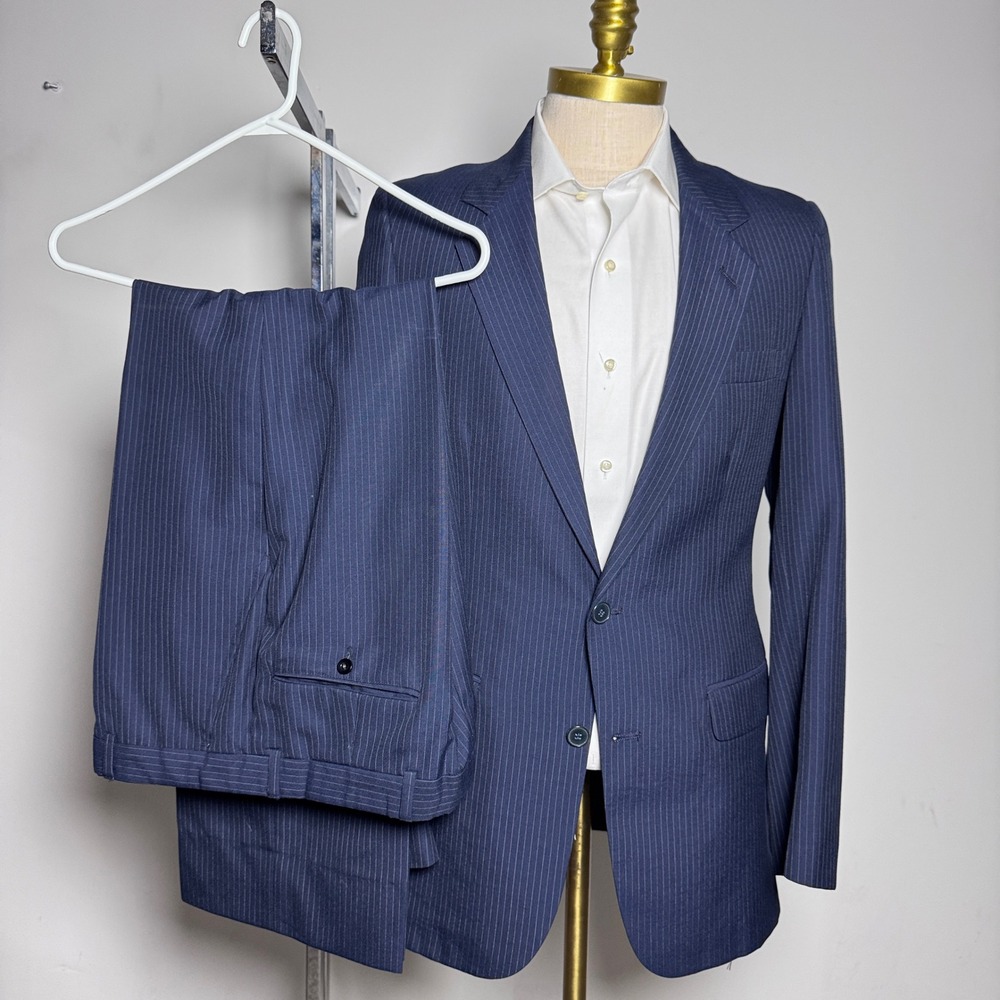 Daniel Hechter Suit Mens 38R 33x30 Navy Blue Pinstripe 2-Button Wool Business